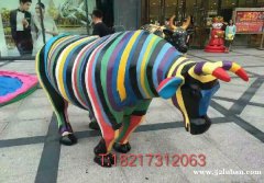 玻璃钢雕塑 动物雕塑彩绘牛