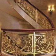 精品楼梯设计 铜铝楼梯立柱 木扶手