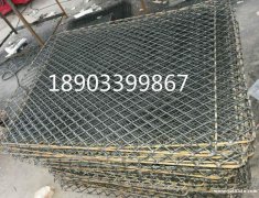 上海喷漆铁丝网-铁笆片专用脚手架的踏板网