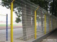 公路护栏网-公路隔离网-公路围栏***厂家艾瑞丝网
