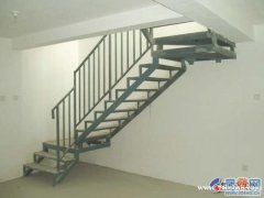 供应青岛楼梯，隔层，钢构
